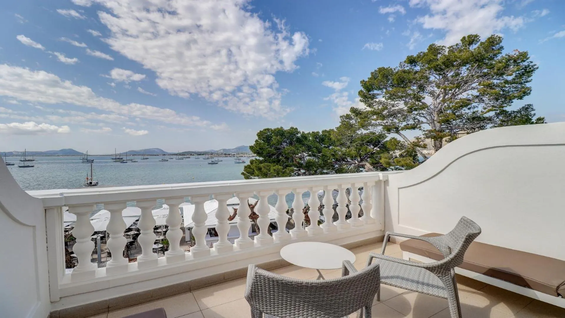 Hotel Illa D'Or & Club Apts 4* Sup Port de Pollenca Spain