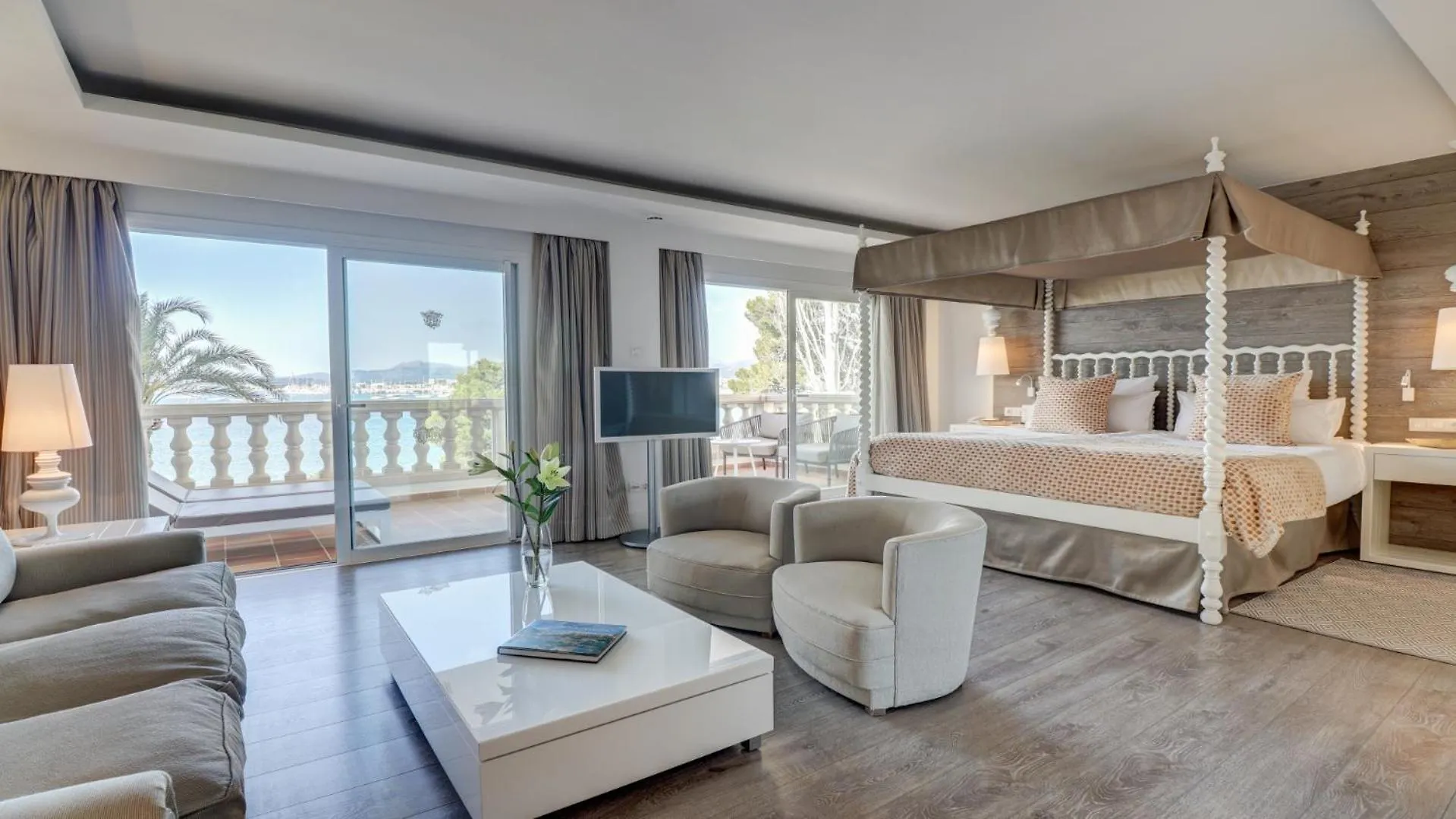 Hotel Illa D'Or & Club Apts 4* Sup Port de Pollenca Spain