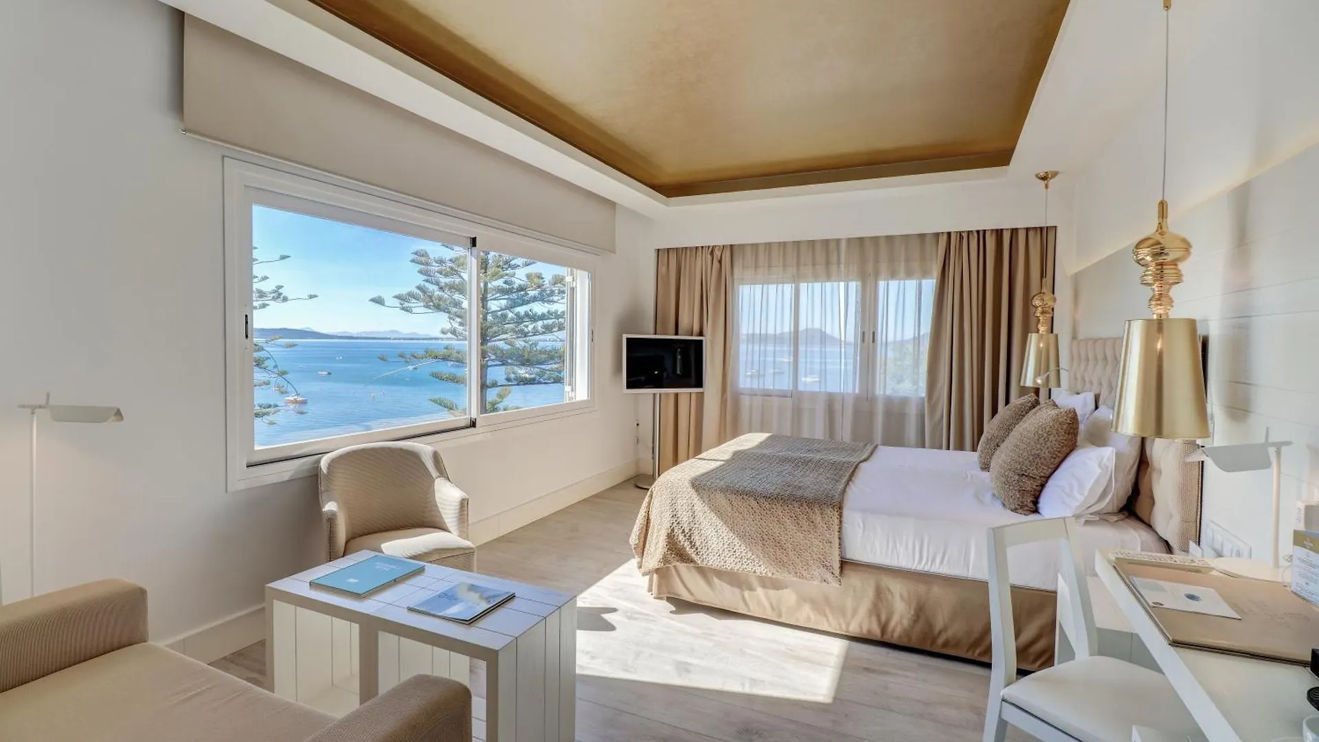 Hotel Illa D'Or & Club Apts 4* Sup Port de Pollenca