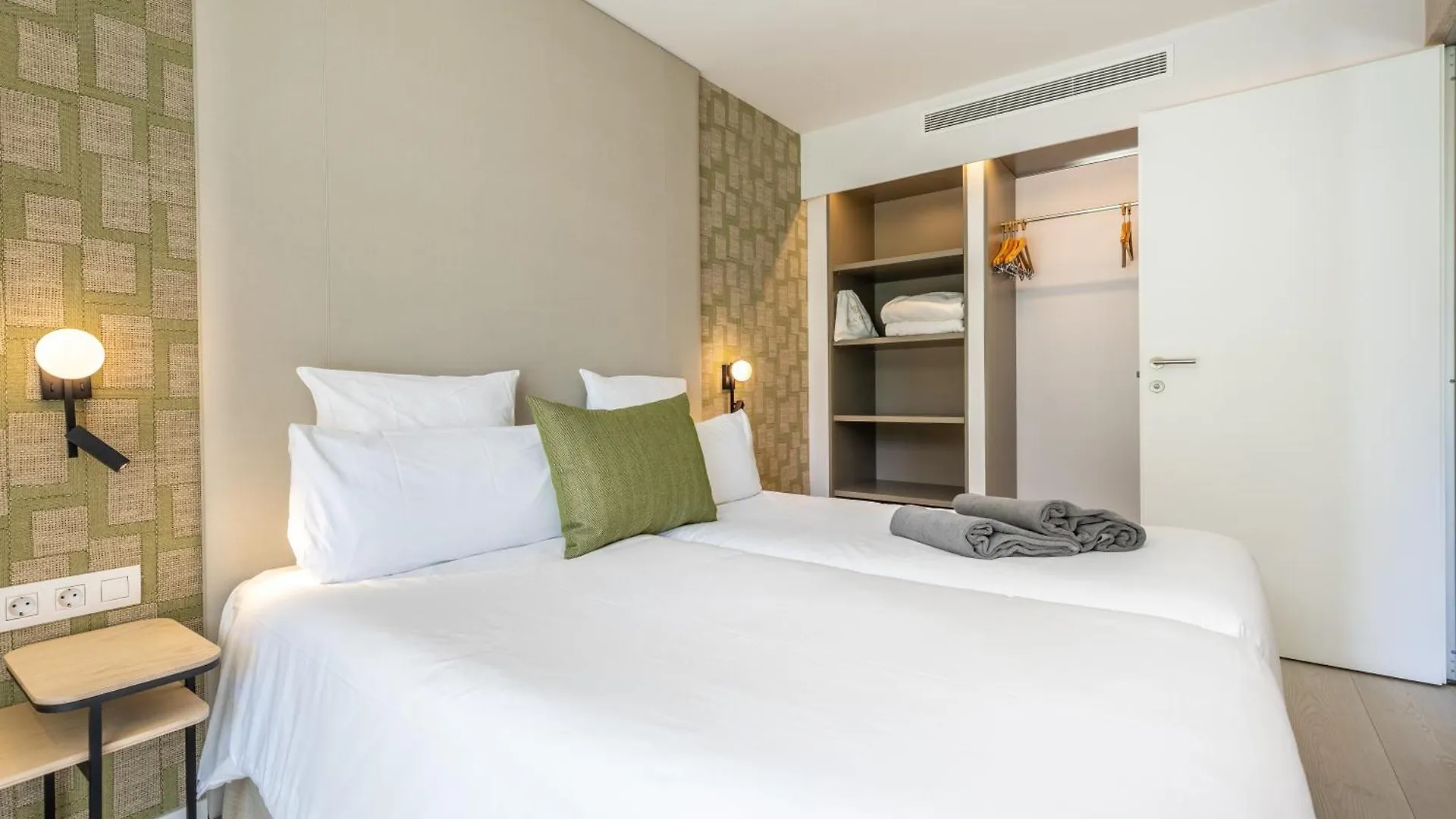 Hotel Illa D'Or & Club Apts 4* Sup Port de Pollença 4*,
